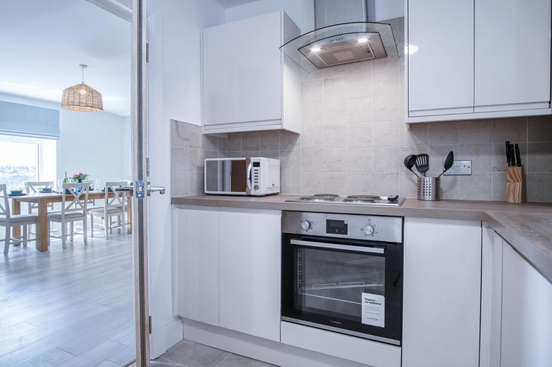 Haven View - 2 Bedroom Apartment - Milford Haven Exterior photo